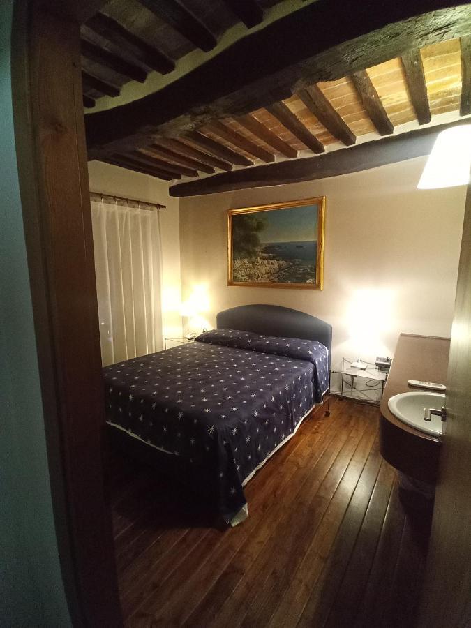 Locanda Del Glicine Campagnatico Eksteriør billede